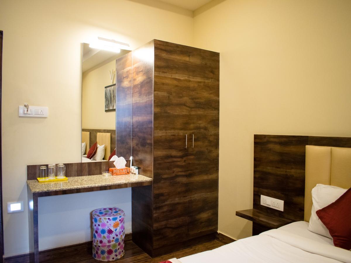 Hotel Mysore Republic Zewnętrze zdjęcie