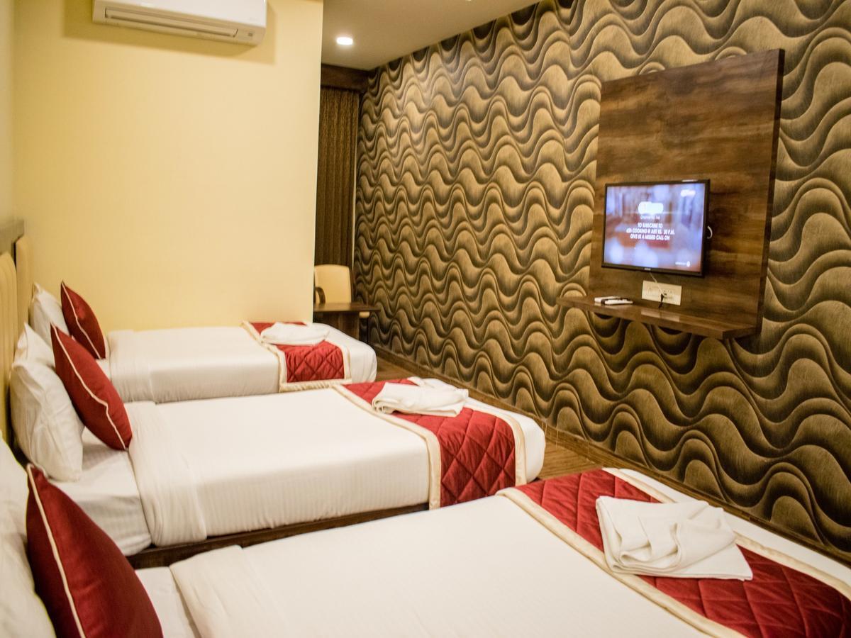 Hotel Mysore Republic Zewnętrze zdjęcie